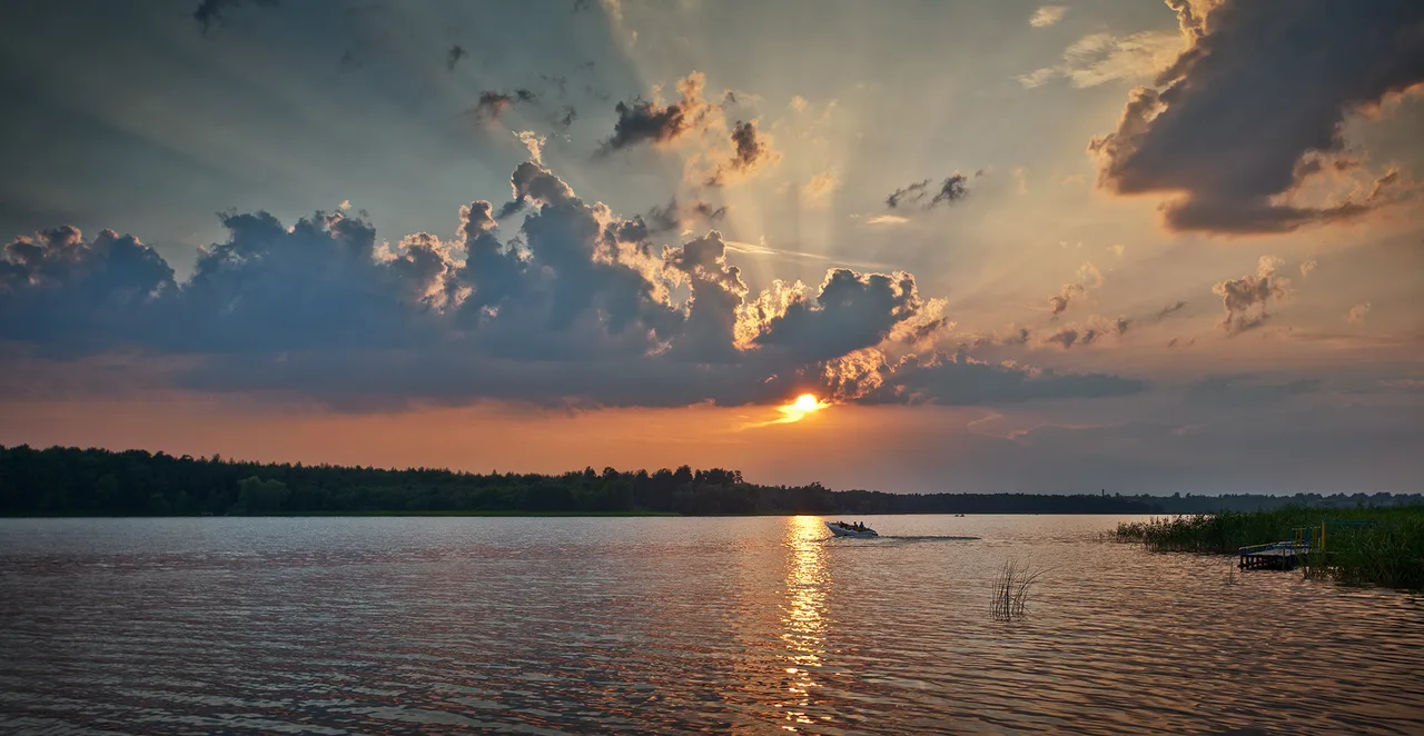 Хрінницьке водосховище: риболовля на найбільшій водоймі Рівненщини