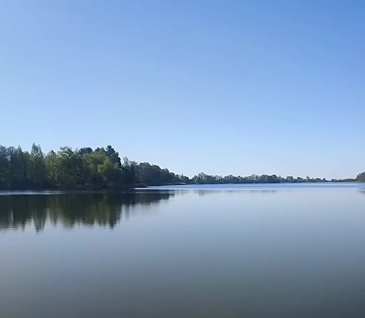 Озеро Задовження (Заозер’я, Рівненська область)