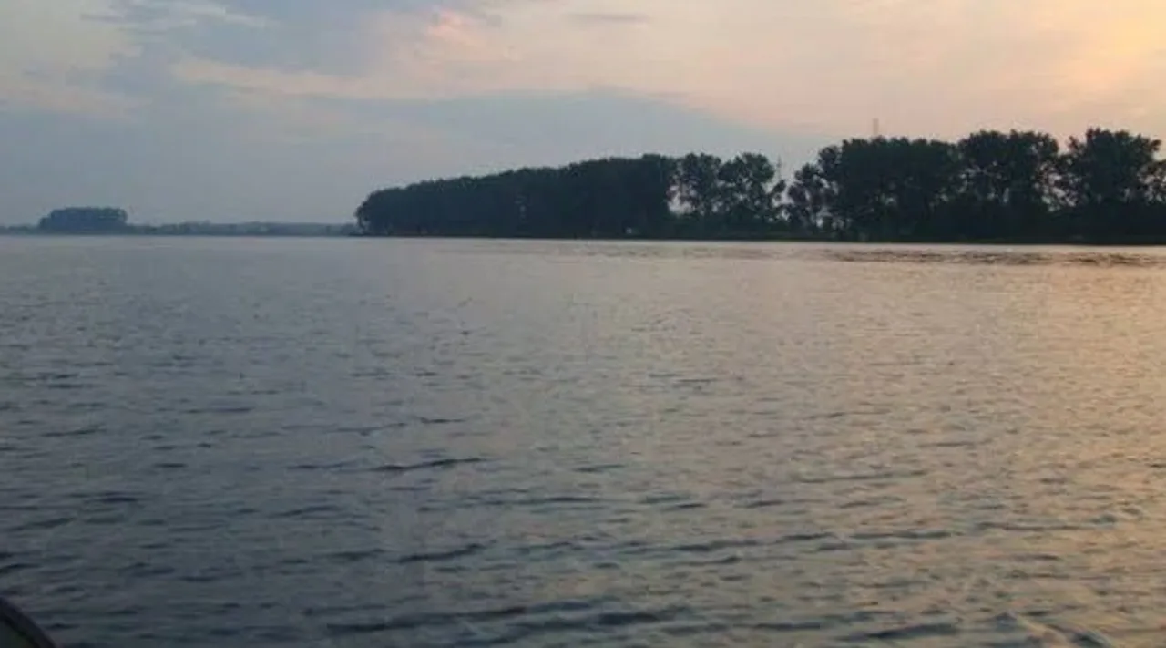 Добротвірське водосховище: тепла вода і риболовля цілий рік